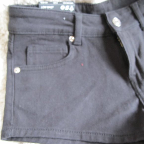 NWT H&M Divided Shorts - Picture 3 of 10